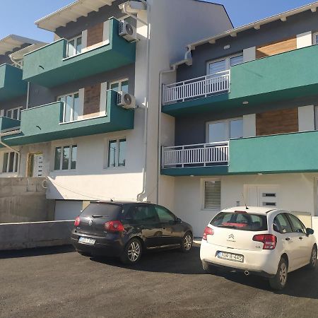 Apartmán Stan Na Dan Elena Lukavica Exteriér fotografie